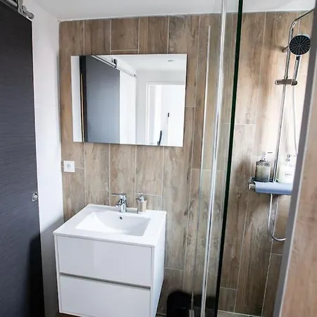 Duplex 3 Chambres, Aeroport Paris Cdg, Parc Des Expositions, Parc Asterix, Mitry-Mory